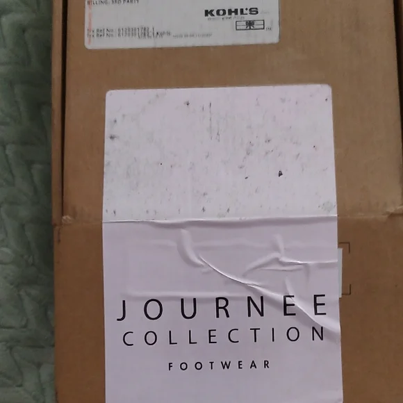 OFFER PLS! Journee Collection Black Heels - Picture 9 of 12